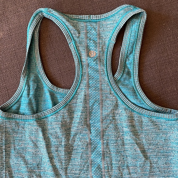 Lululemon swiftly tech racerback tank - Picture 3 of 3
